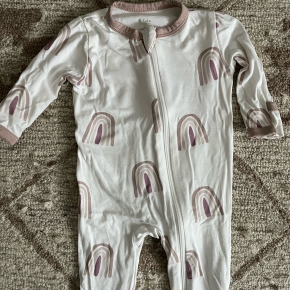 Kyte Baby Sunset Rainbow Zipper Footie 0-3 - Picture 3 of 4